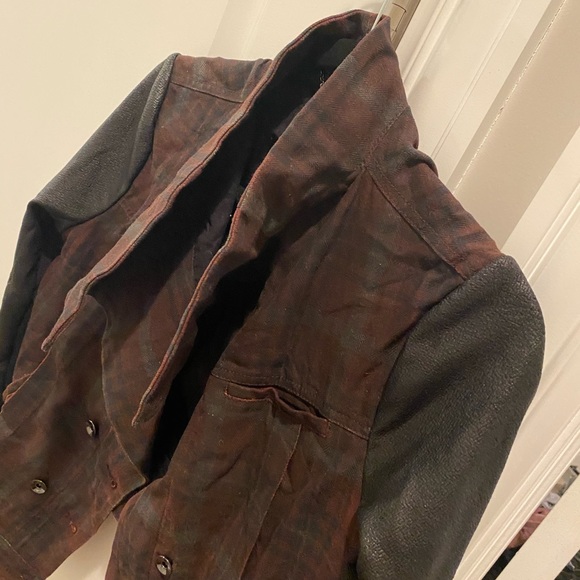 BCBG leather arms plaid Jacket size s - Picture 3 of 4
